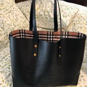 Burberry tote.